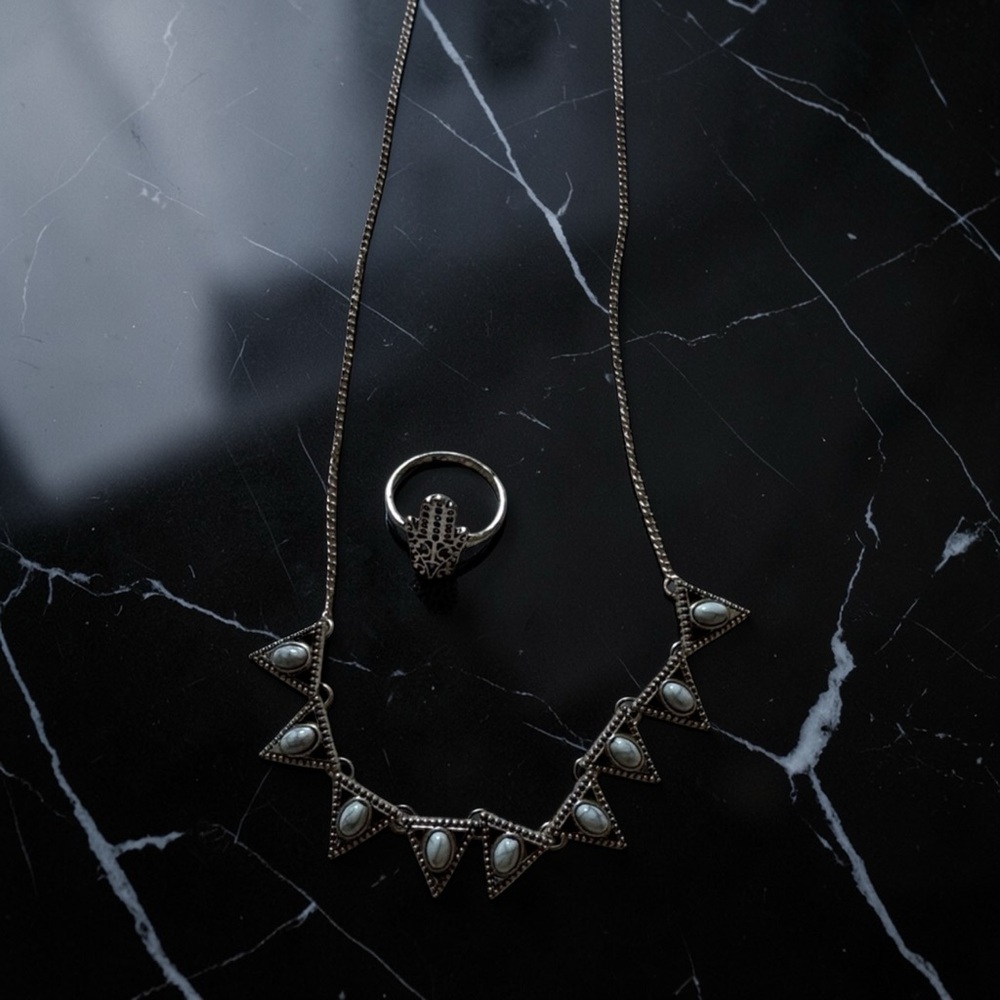 Silver and White Geometric Necklace and Ring Set 2 pc